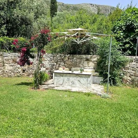 Apartamento Studio Artik Retreat 4 *